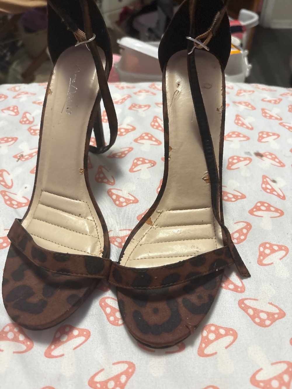 Anne Michelle leopard heels
